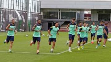 El entrenamiento de recuperación de los titulares.