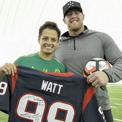 J.J Watt, con la selección mexicana en la Copa América