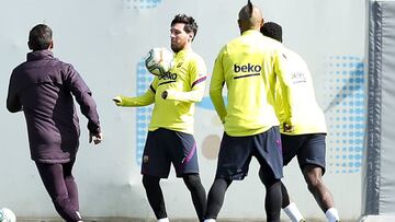 06/03/20 FC BARCELONA ENTRENAMIENTO
 
 MESSI