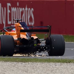 7.196 km después, McLaren sufrió un problema de fiabilidad