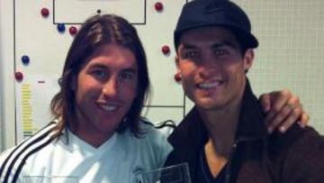 Casillas, Ramos, Alonso y Cristiano reciben el FIFPro