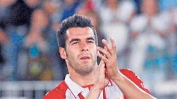 <b>EMOCIONADO. </b>Negredo se despidió del Mediterráneo.