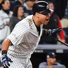 Yankees reaccionan en un épico partido y empatan la serie