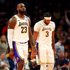 Los Lakers tocan fondo