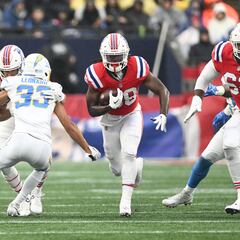 Why isn’t Rhamondre Stevenson playing for the Patriots against the Steelers?