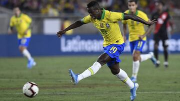 El delantero del Real Madrid, Vinicius Junior, en su debut con Brasil.