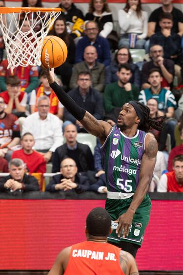 El Unicaja resuelve en Murcia y se clasifica para la Copa