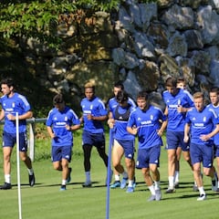 El Oviedo quiere a Aburjania y Nahuel