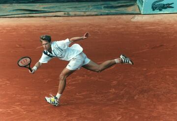 Stefan Edberg (Vaxjo, Suecia, 54 años) fue uno de los jugadores con más clase que ha dado el tenis. Logró su primer triunfo en un major en Wimbledon 1983 ante Christophe Roger-Vasselin, padre del actual doblista francés Edouard Roger-Vasselin. La última, en el US Open de 1996, en octavos y contra el británico Tim Henman. Entre medias conquistó dos veces el Abierto de Australia, dos Wimbledon y dos el US Open. Siempre discreto, Edberg es un hombre de negocios e inversiones.