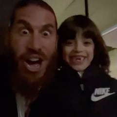 Sergio Ramos pasó la nochevieja en familia: sus hijos alucinaban con los fuegos artificiales