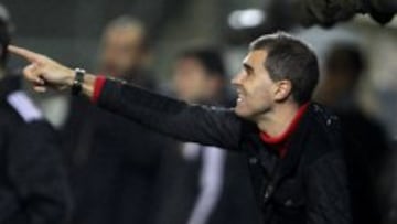 El entrenador del Eibar, Gaizka Garitano, durante el partido de Liga en Primera Divisi&oacute;n ante el Valencia disputado esta noche en el estadio de Ipur&uacute;a, en Eibar. 