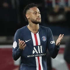 Así trabajan Neymar y el PSG su desgastada imagen