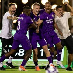 Nani derrota a Vela, Jona, Rooney y Herrera en MLS Skills Challenge