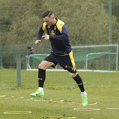 Lucas Pérez asoma la cabeza