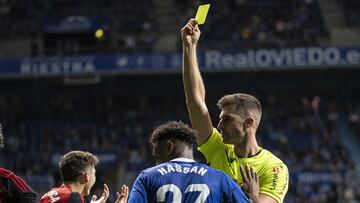 Moreno Aragón, en el Real Oviedo - Mirandés.