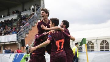 Resumen y goles del Chelsea 0-3 Barcelona. Un doblete del delantero venezolano Alejandro Marqu&eacute;s y otro tanto de Abel Ruiz da a los cul&eacute;s su segundo t&iacute;tulo de la UEFA Youth League. 