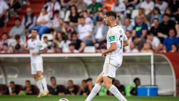 Ros, de estar en la puerta de salida a ser importante en el Albacete