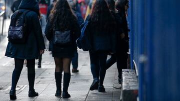 Bono Graduación de Cuarto Medio: fechas, montos, requisitos y cuándo lo recibiré