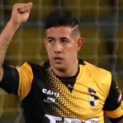 Coquimbo derrotó a Ñublense y escaló a la cima de Primera B