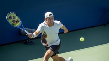 Andrés Santamarta Roig.