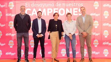 De izquierda a derecha: José Antonio Paraíso, Enric Carbonell, Susana Entero, Elisa Aguilar y Víctor Luengo.