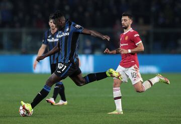 El delantero colombiano anotó un gol y realizó una asistencia en el empate 2-2 de Atalanta frente al Manchester United en Champions League.