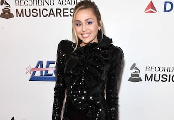 Durante su época de rebeldía, Miley aseguró odiar a los mexicanos, de hecho, confesó que si se presentaba en tierras aztecas únicamente lo hacía por compromiso.
