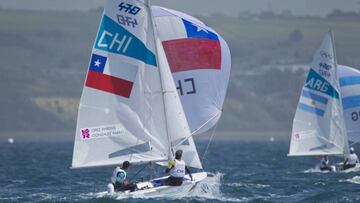 Los hermanos Grez marchan
en el puesto 17° de la vela
