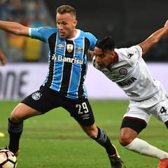 Arthur, en el escaparate del Barça: su cláusula, 50 millones