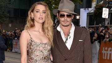 Johnny Depp y Amber Heard en la premiere de 'The Danish Girl' en Toronto, Canadá. 2015.