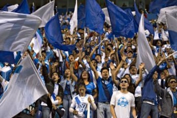 La porra del Puebla apoyando a La Franja en este viaje