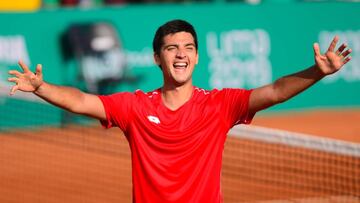 Tom&aacute;s Barrios tras vencer a Juan Pablo Varillas.