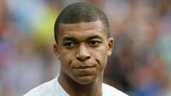Mbappé a phenomenon who scares opponents - Blanc