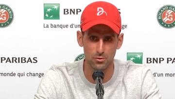 Djokovic explica la superioridad de Nadal en tierra