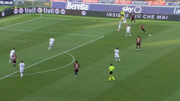 ¡A lo Valdivia! Medel engañó a todos con esta gran jugada que pudo ser un golazo