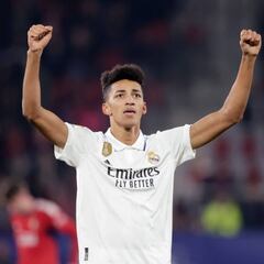 “Álvaro Rodríguez tiene posibilidades de ir a Anfield”