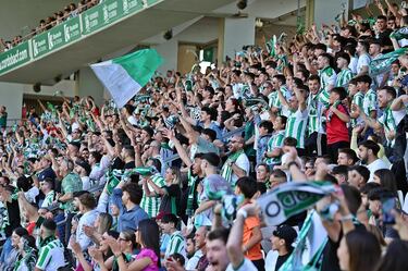 El Córdoba supera la barrera de los 10.000 socios