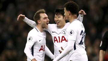 Eriksen, Son y Delle Alli, celebrando el triunfo del Tottenham ante el Everton.