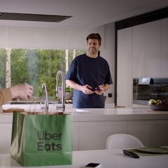 Piqué y Casillas se pican grabando un anuncio: “¿A que te reviento la cabeza?”