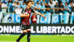 Armani, con ofertas para salir