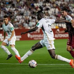 Djetei será baja en Ferrol