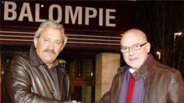 Vidal: "Nunca me verán con traje en un banquillo"