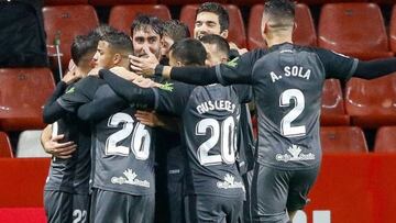 El Numancia pisa la zona noble y mete en un lío al Sporting