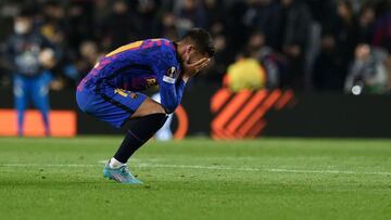 Ferran Torres se lamenta al final del partido.