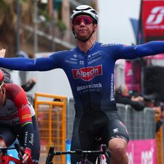 Kaden Groves, la nueva estirpe del esprint que ‘vuela’ en el Giro