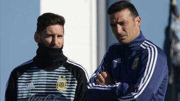 Scaloni: "Messi está bien y con nosotros está todavía mejor"