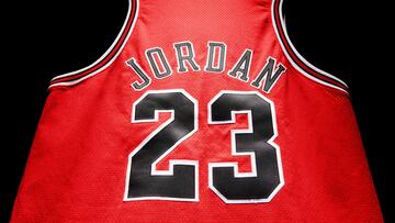 How much could Michael Jordan’s 98 NBA Finals jersey sell for at auction?