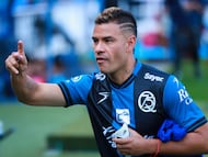 Pablo Barrera of Queretaro during the 12th round match between Queretaro and Puebla as part of the Liga BBVA MX, Torneo Apertura 2025 at La Corregidora Stadium, on October 04, 2025 in Santiago de Queretaro, Mexico.