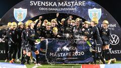 Jugadoras del Kopparbergs/G&ouml;teborg FC ganan la Liga en Suecia.
