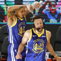 Juan Toscano, sexto hombre en la noche histórica de Steph Curry